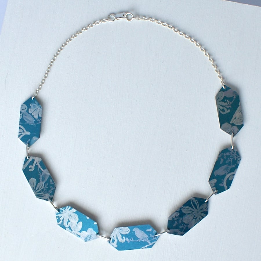 Printed bird and flower necklace