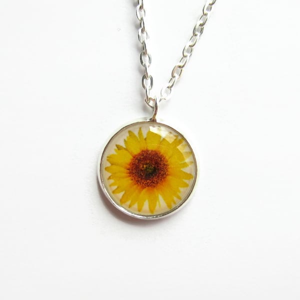 Yellow Sunflower Resin Necklace - 18mm