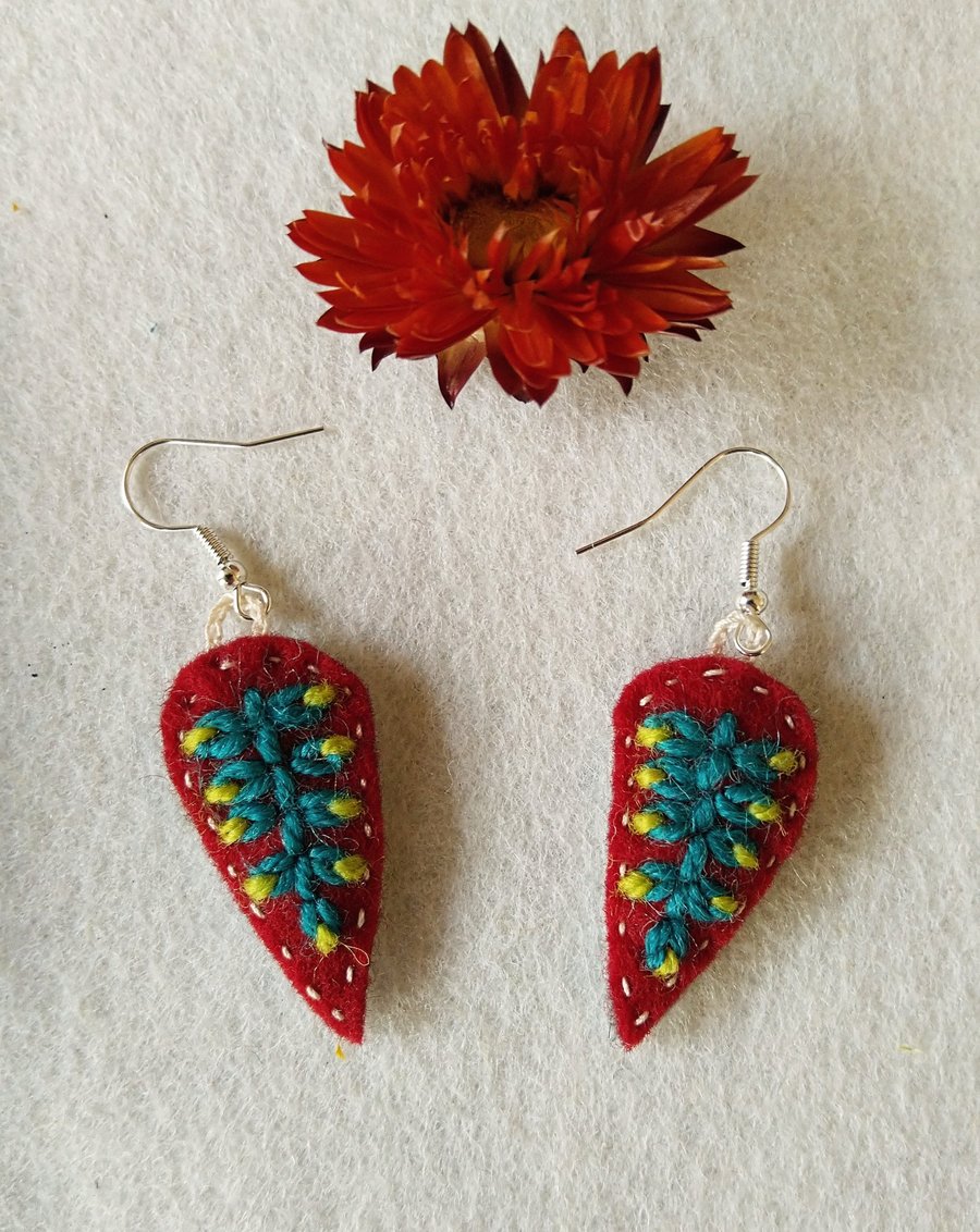 Hand embroidered pure wool felt earrings 