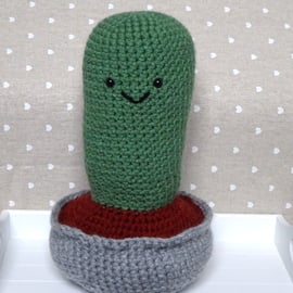 large crochet cactus