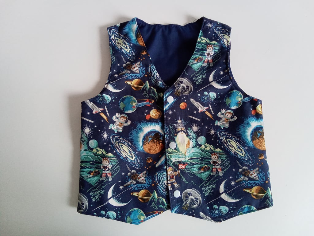 Age 2 years, Boys waistcoat, Astronauts, space, spaceships, boys clothes 