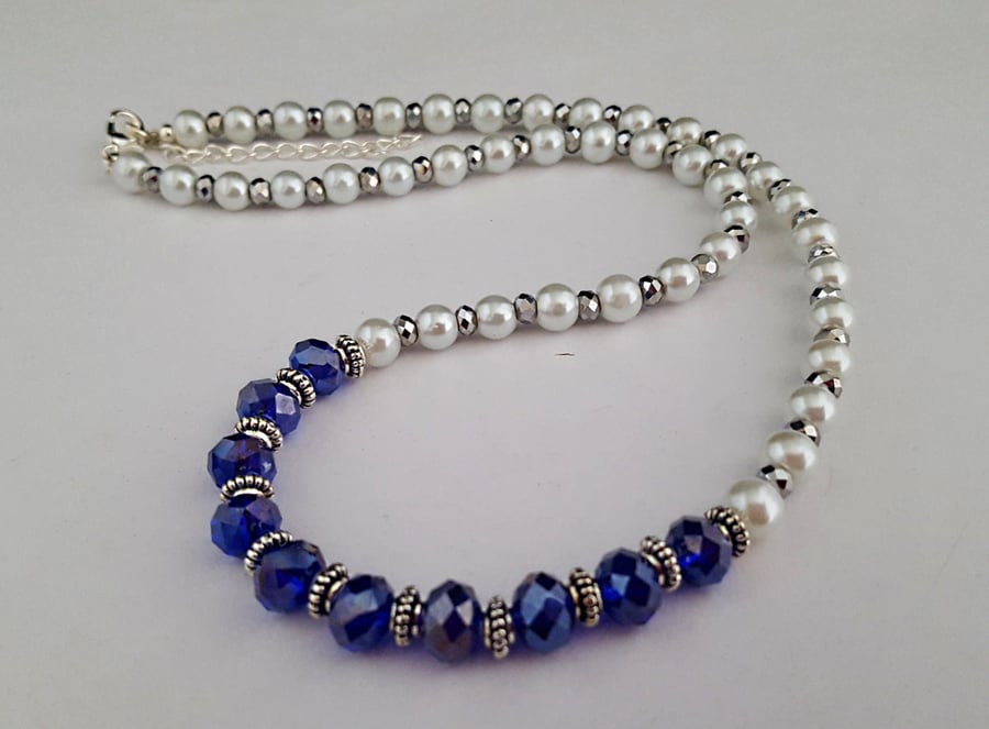 Purple, white and silver sparkly glass bead necklace - 1002422
