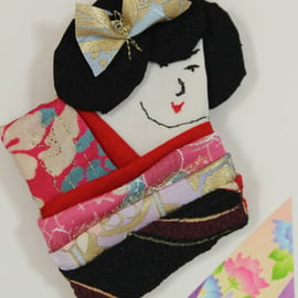 Geisha Brooch Aiko