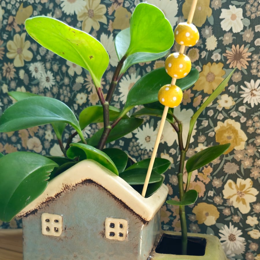 Yellow Beads Plant Stake 