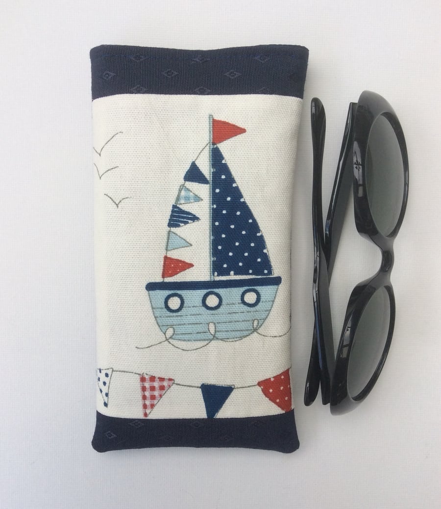 Sunglasses case, glasses case, boat and bunting