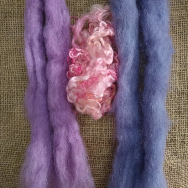 "Fairy Mix" our fibre finder of mixed breeds wool, carded wool and locks