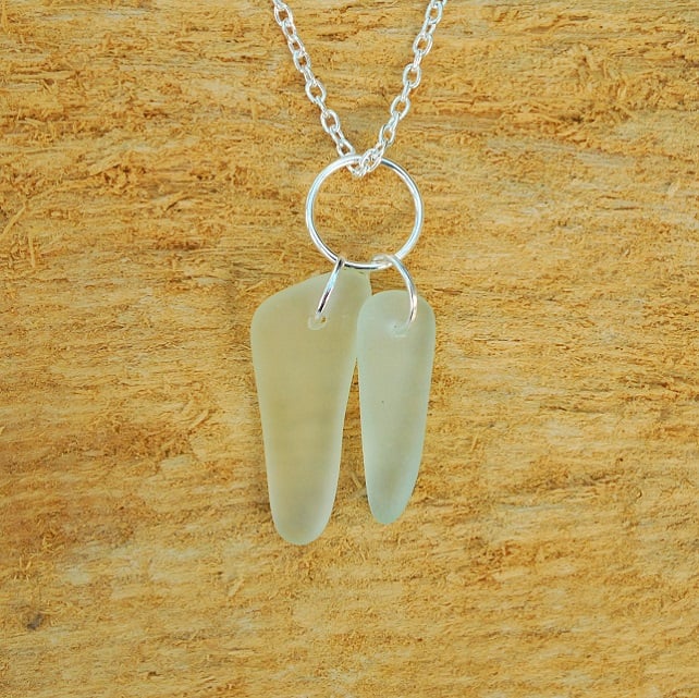 Glass icicle cluster pendant