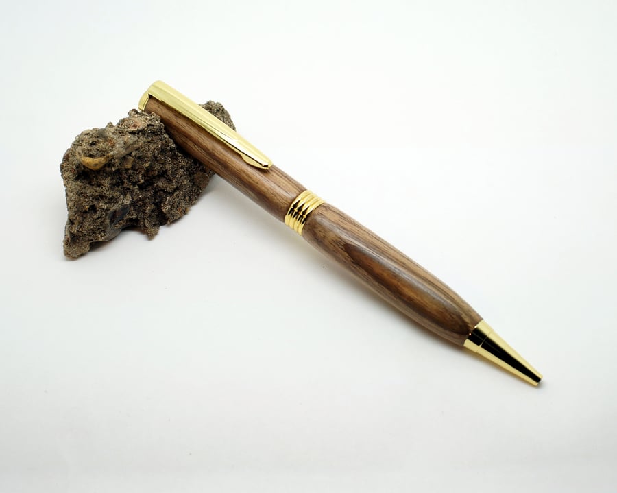 Streamline Pen in English Walnut