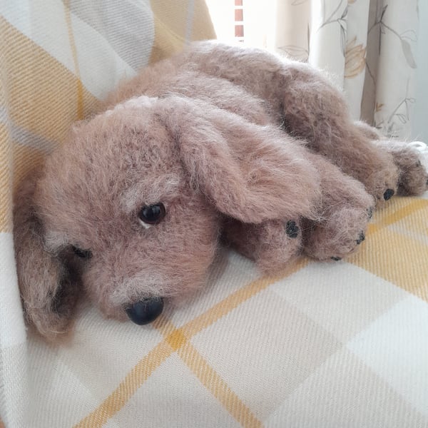 Knitted Puppy, dotpebbles knits design 