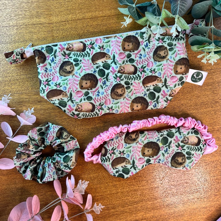 Pamper Night - Cosy Night In Hedgehog Gift Set