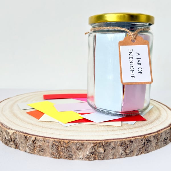 Jar of Friendship Gift, 50 Quotes and Messages, Best Friend Thoughtful Keepsake