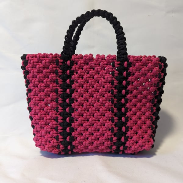 Macrame handbag (hot pink and black)
