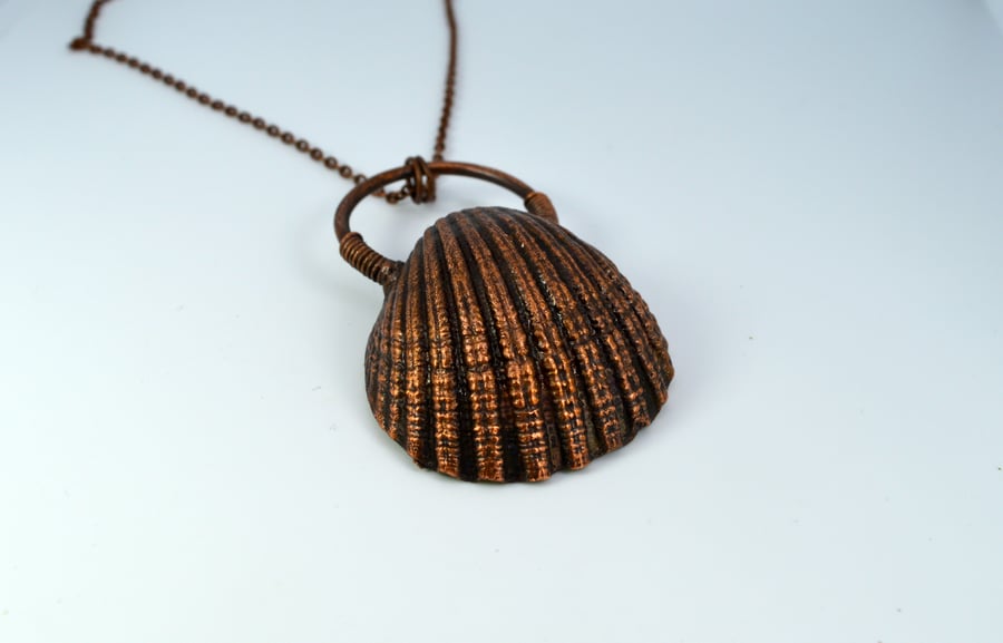 Big Seashell copper necklace