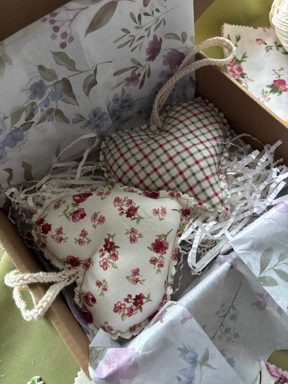 Hanging hearts duo gift set