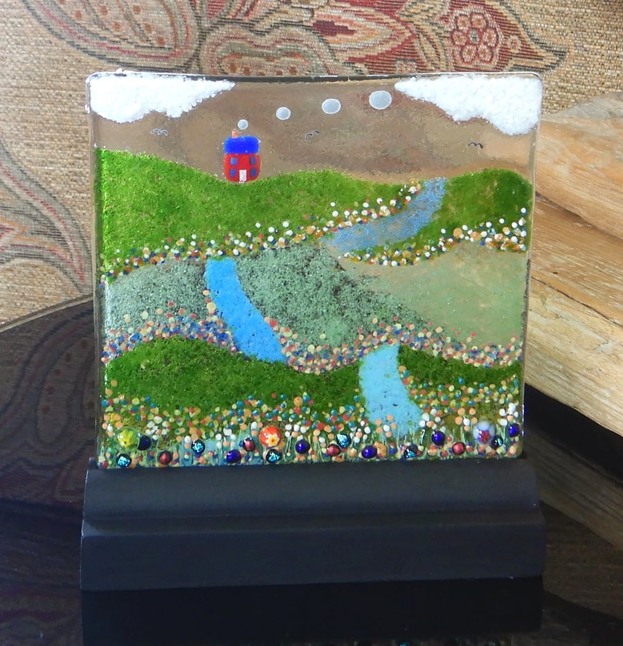 UNIQUE: Handmade Fused Glass 'LITTLE RED COTTAGE' Picture.