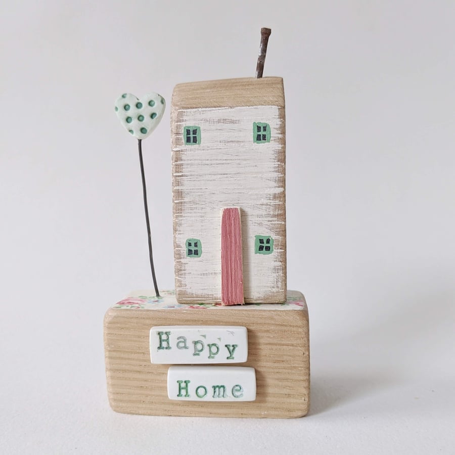 Little Wooden House with Clay Heart 'Happy Home'