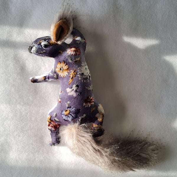 Faux squirrel  grey floral velvet wall mount - Scamper