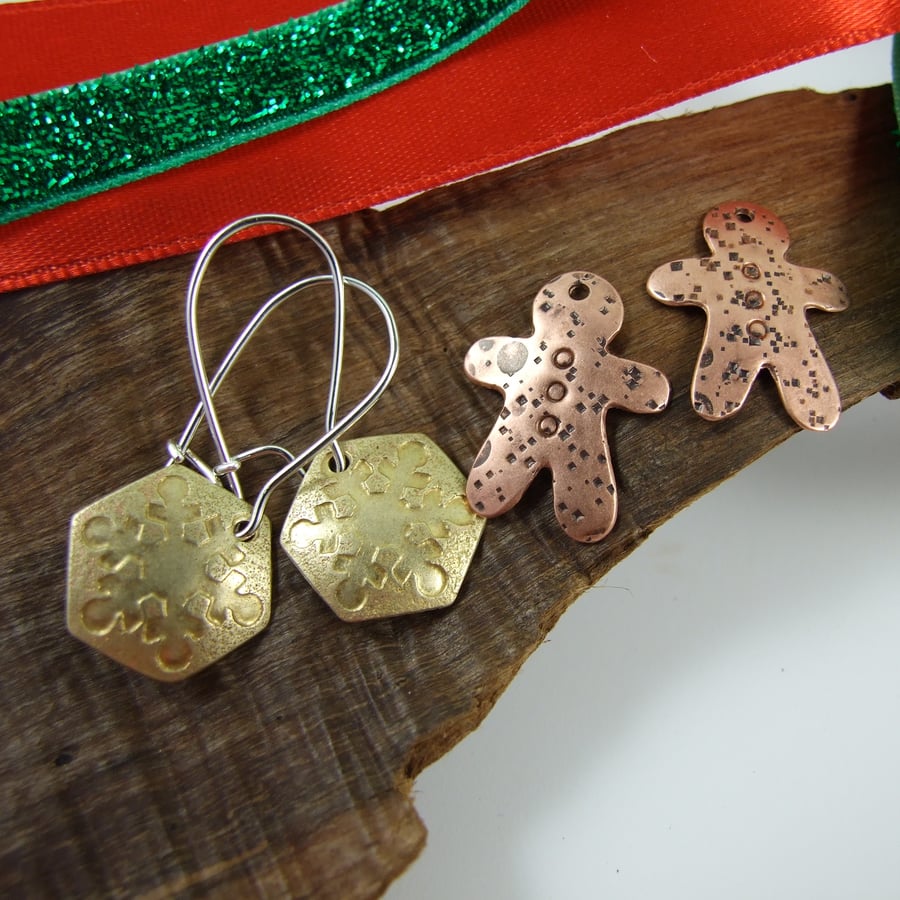 Sterling Silver Earrings & 2 Sets of Festive Charms, Gingerbread Men & Snowflake