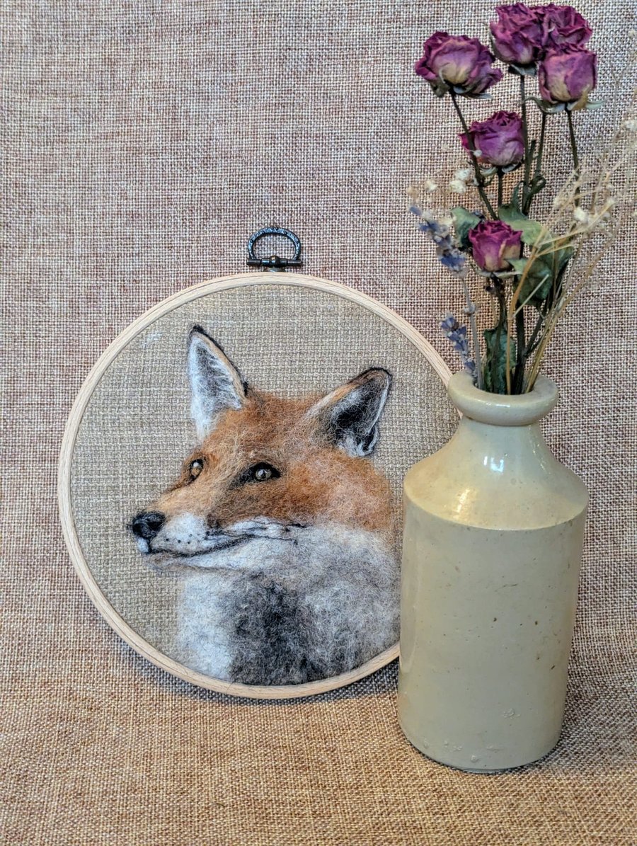 Needle Felt Fox Portrait in Embroidery Hoop