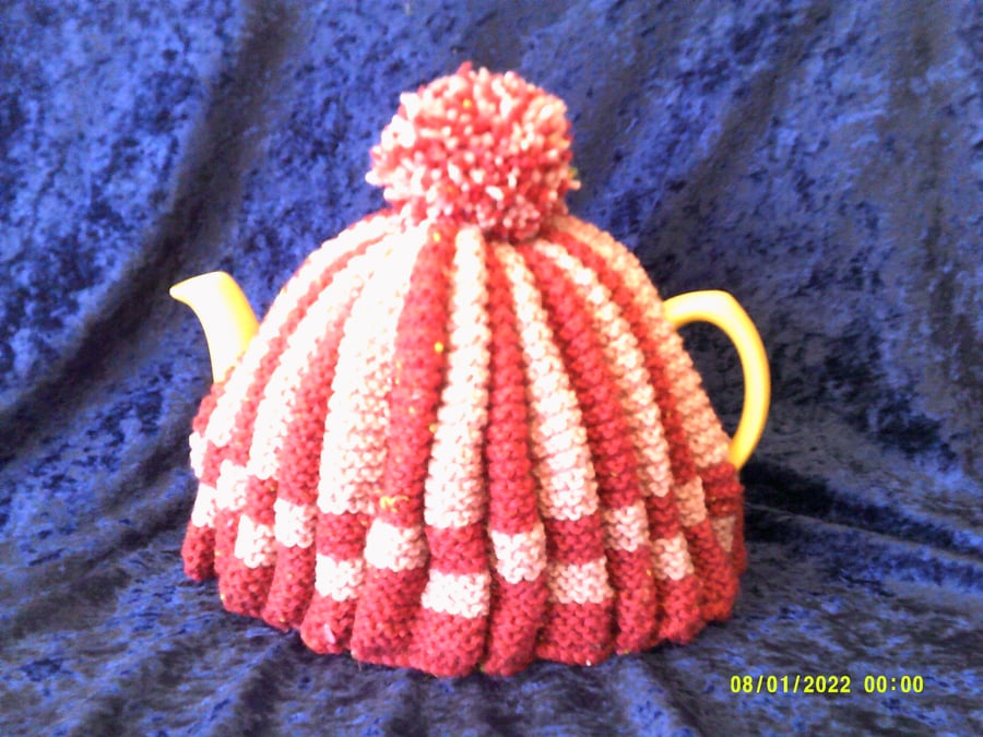 Two Tone Pink Ridged Knitted Tea Cosy with Pom Pom