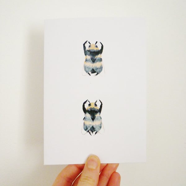 Free Postage - Bumblebee Cards