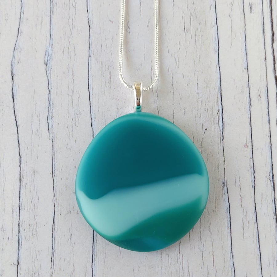 Round Glass Pebble Pendant with chain