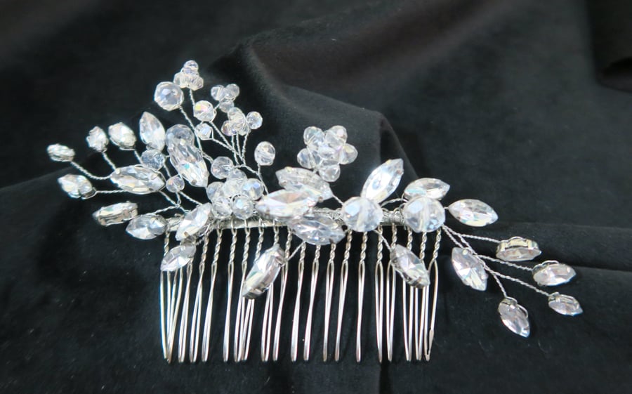 Rhinestone and crystal handmade hair comb..Bridal hair accessory