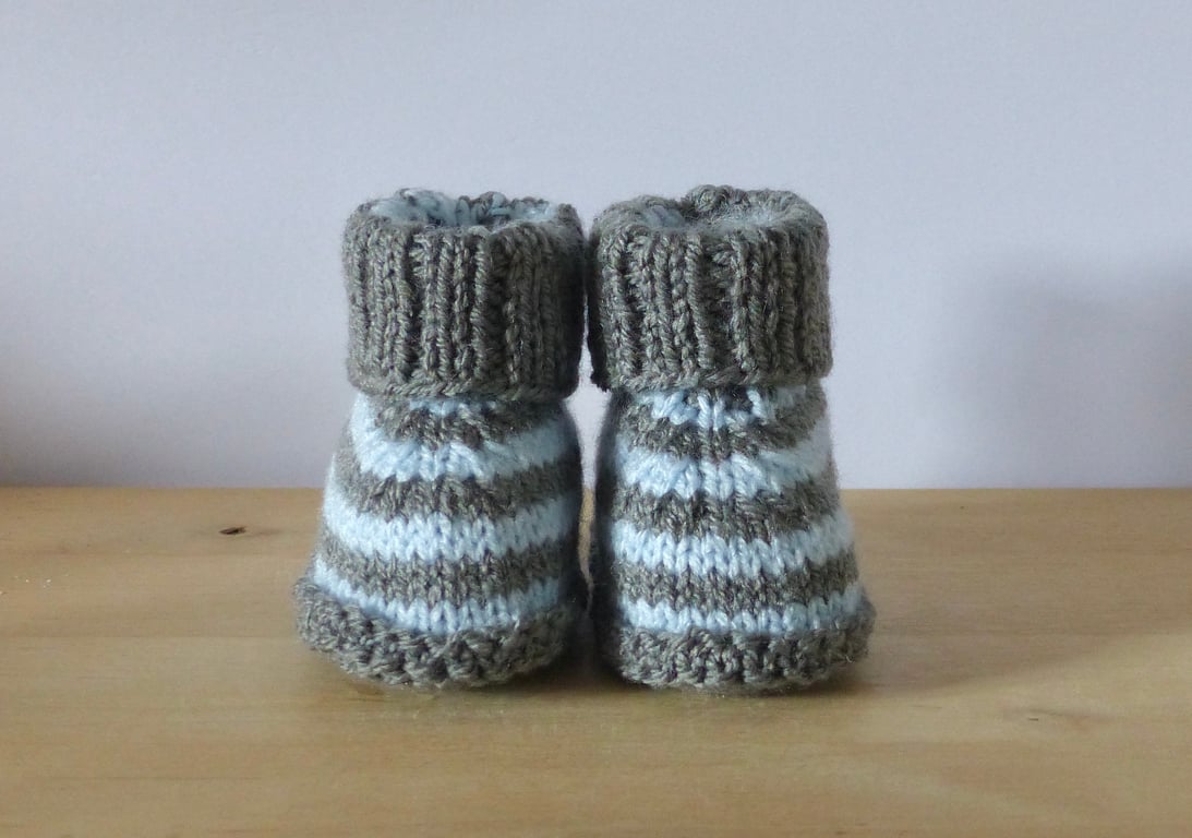 Knitted Baby Booties