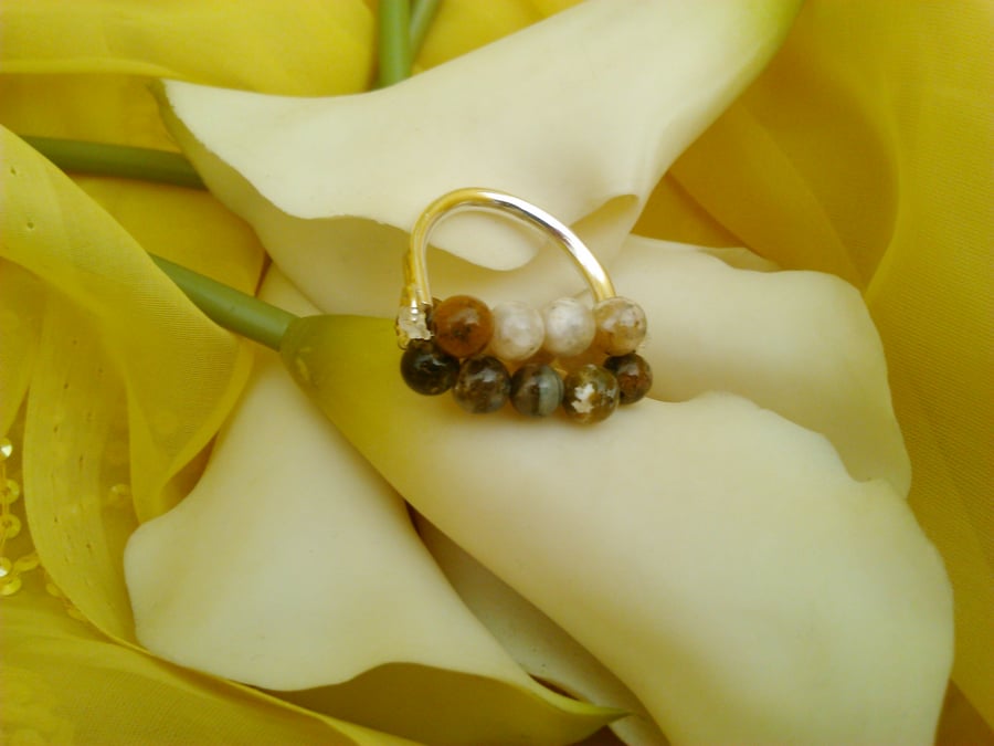 Ocean agate elasticated ring