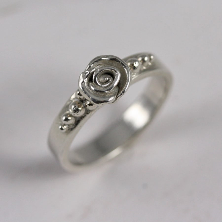 Handmade silver ring, Sterling Silver Rose ring Size R, Flower ring