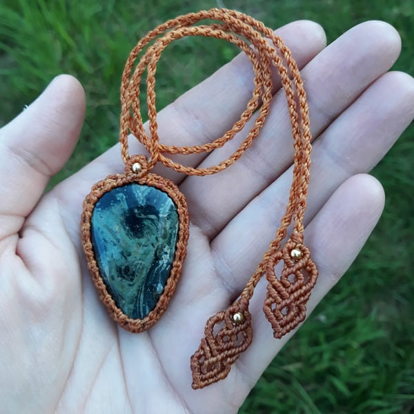 Kambala Jasper Macrame Pendant 