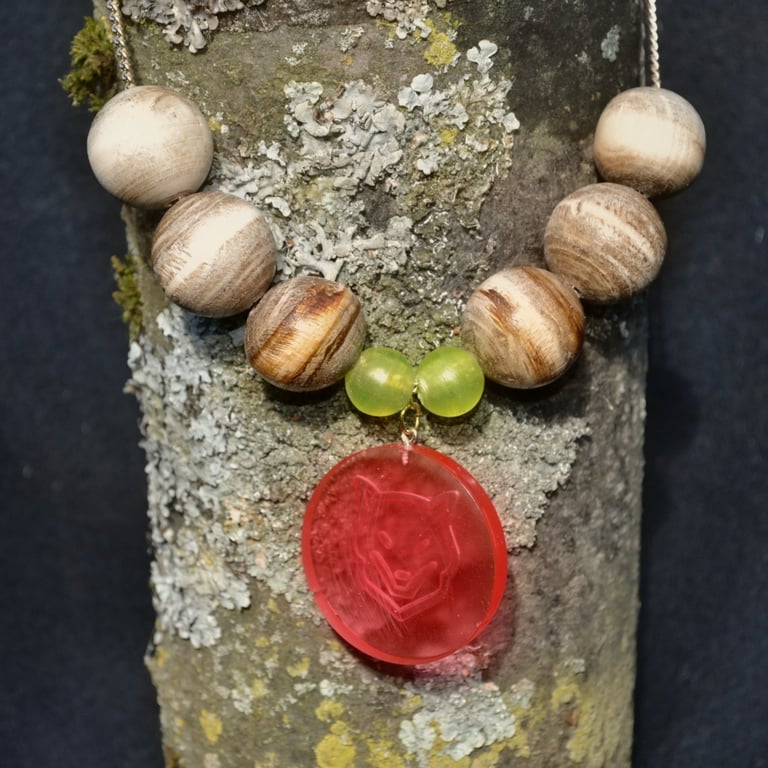 Wolf Head Resin & Wooden Bead Necklace