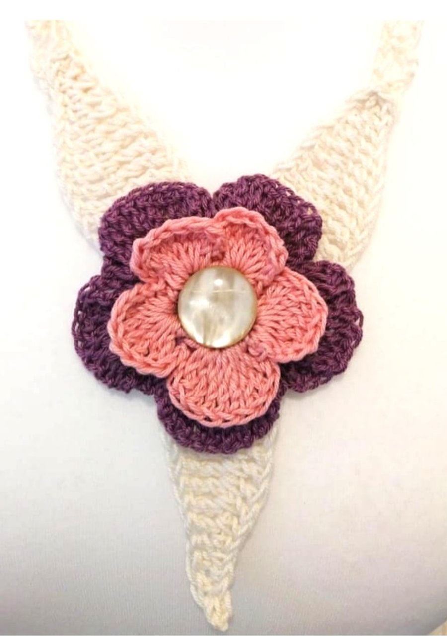 Bridal Vintage Crochet Pearl Flower Necklace. Wedding Jewellery.