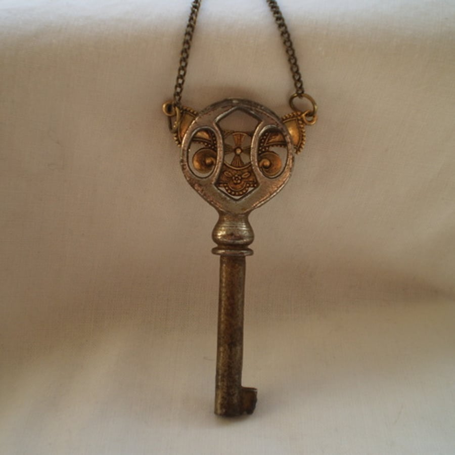 Steampunk Ornate Vintage Key Pendant/Necklace