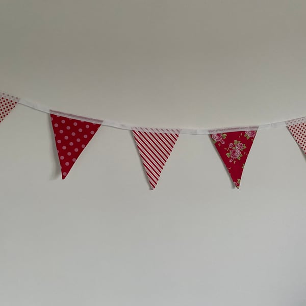 Red Floral Stripe  Bunting. (006)