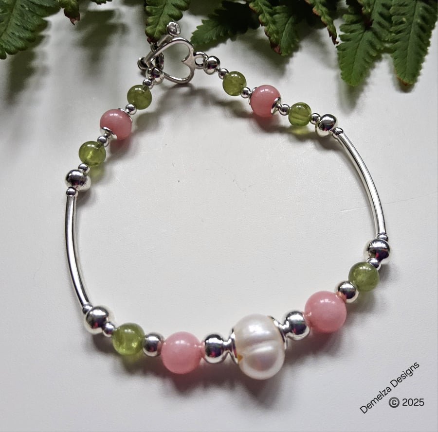 Freshwater Pearl, Quartzite, Peridot & Tibetan Silver Heart Bracelet 