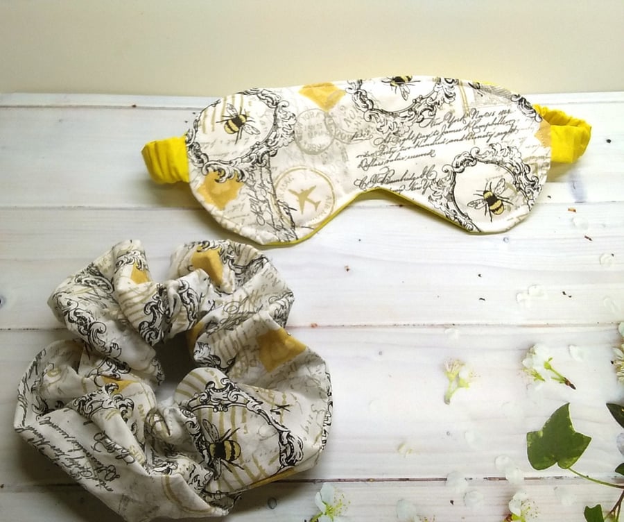 Bee sleep mask, bee scrunchie, padded beauty mask
