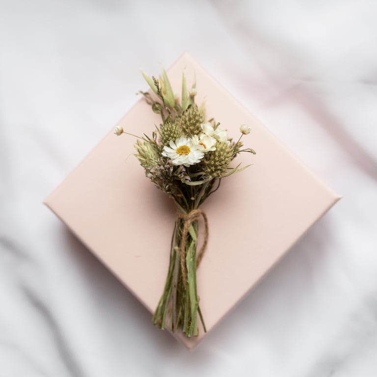 Dried Flower Mini Posy in a pale pink Gift Box Daisy and Thistle