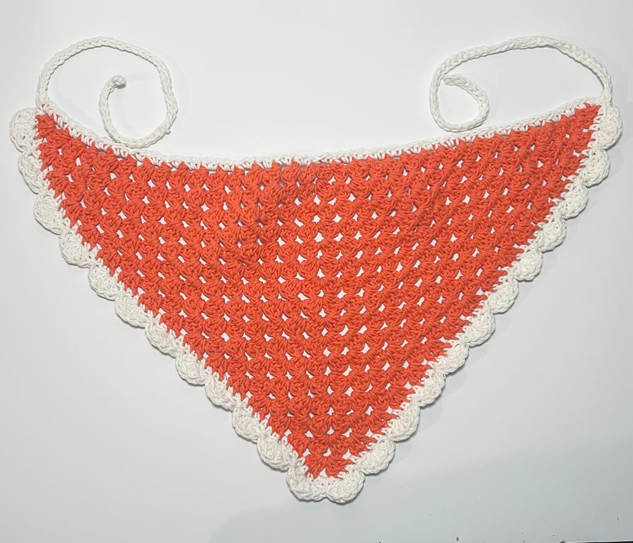Handmade Crochet Mesh Bandana – Coral & White Ruffled Boho Headscarf