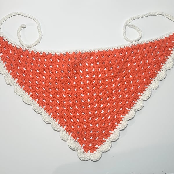 Handmade Crochet Mesh Bandana – Coral & White Ruffled Boho Headscarf