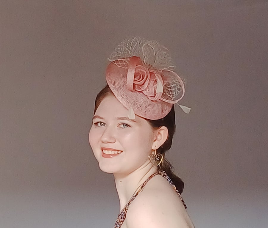 Pink and Cream button fascinator 