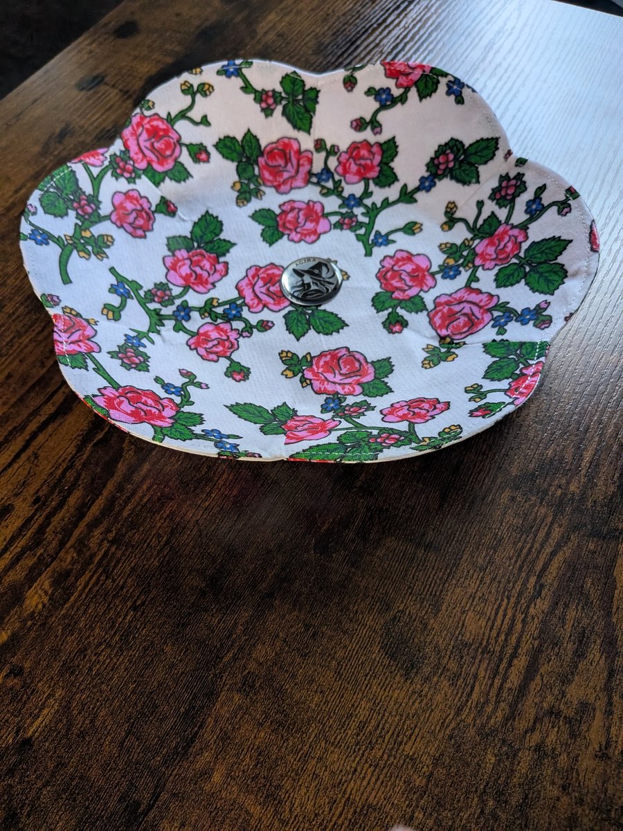 Handmade Folk Textile Bowl – Water-Resistant White Flora Fabric Trinket Dish