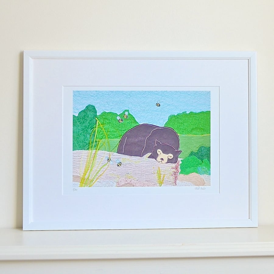 Sun bear picture - sleepy sun bear print with bumblebees