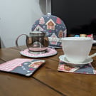 Mrs Claus Tea Set: Gingerbread Houses Design