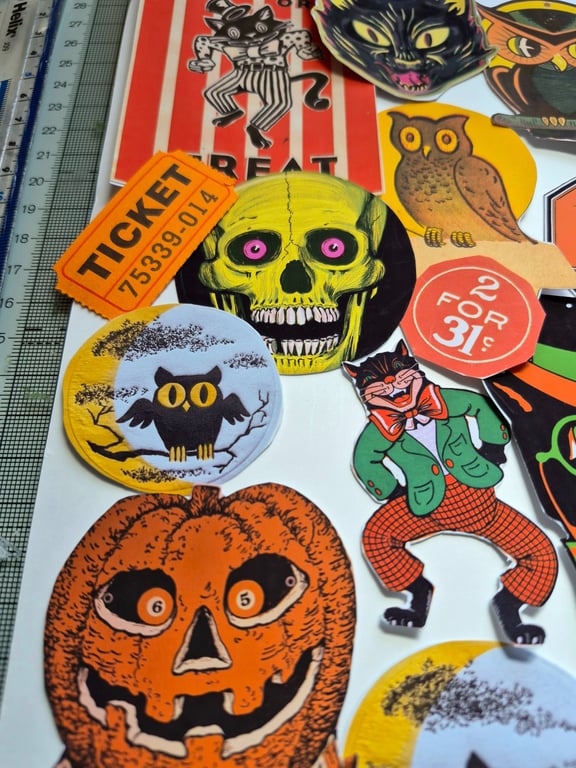 Vintage Junk Journal Kit, Halloween Die cuts.