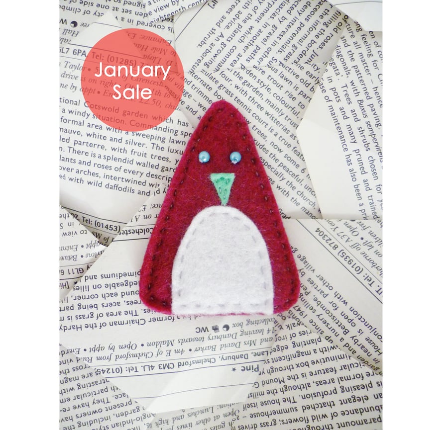 Sale - Free Postage - Felt Penguin Fridge Magnet