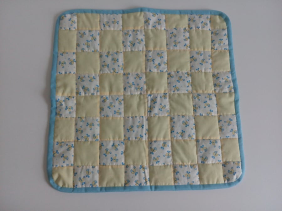 Doll's quilt