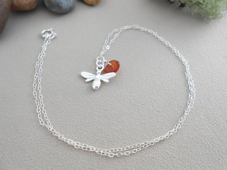 Sterling silver bee and baltic amber 16" necklace. 