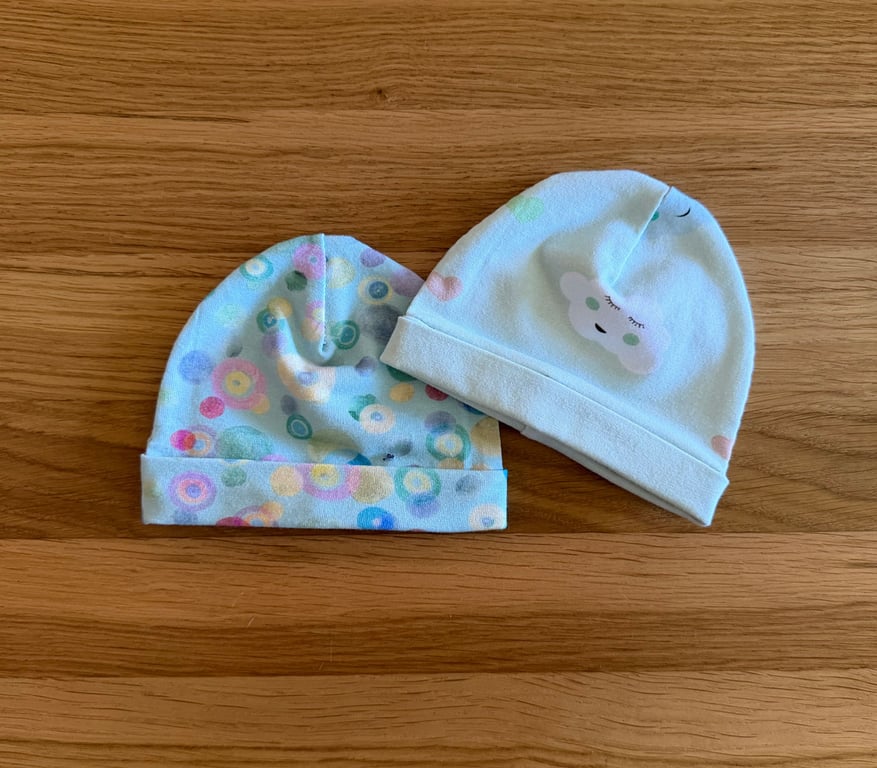 Newborn Baby Hats, Beanie hats. 2 PK. Ideal for the newborn baby 0-3mths - BE07