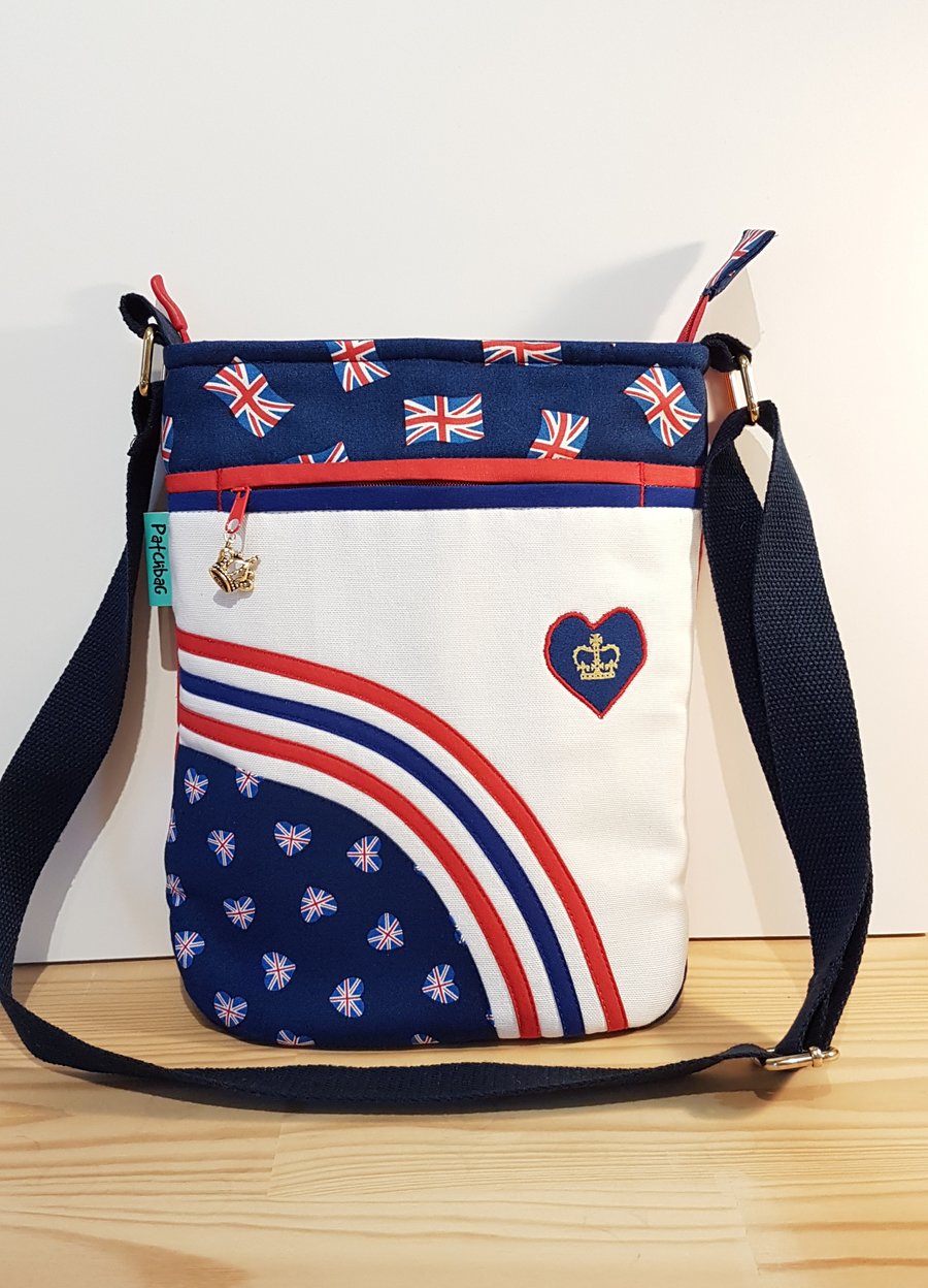 Queen's jubilee shoulder bag Folksy